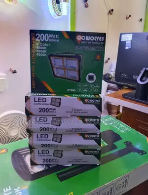 200watt Solar Emergency Indoor Light