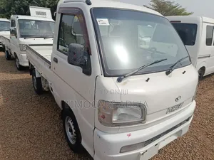 Daihatsu Hijet Mini Truck 2004 White