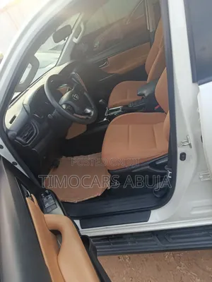 Toyota Fortuner 2021 White