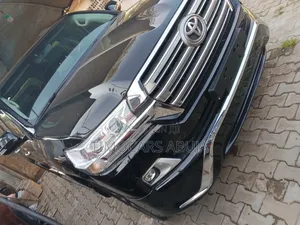 Toyota Land Cruiser 2018 Black