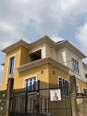 4bdrm Duplex in Magboro Berger for sale