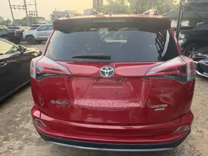 Toyota RAV4 2017 Red
