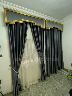 4 Sets of Curtains With Accessories
