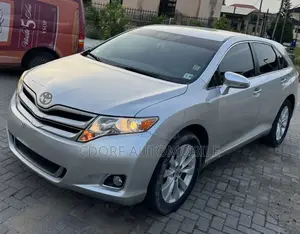 Toyota Venza XLE AWD 2013 Silver