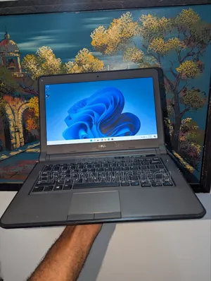 Laptop Dell Latitude 13 3340 8GB Intel Core i3 SSD 128GB
