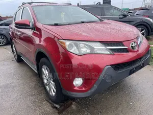 Toyota RAV4 XLE 4dr SUV (2.5L 4cyl 6A) 2014 Red