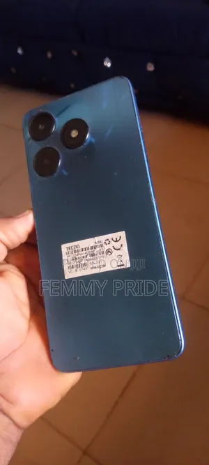 Tecno Spark 10 128 GB Blue