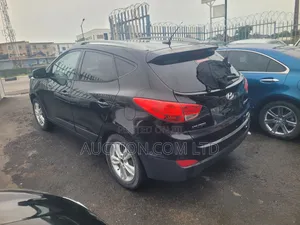 Hyundai Tucson GLS AWD 2011 Black