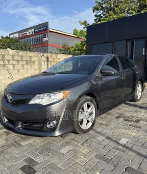 Toyota Camry 2012 Gray
