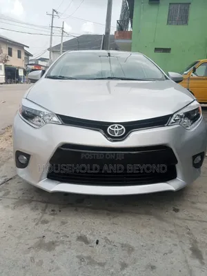 Toyota Corolla 2015 Silver