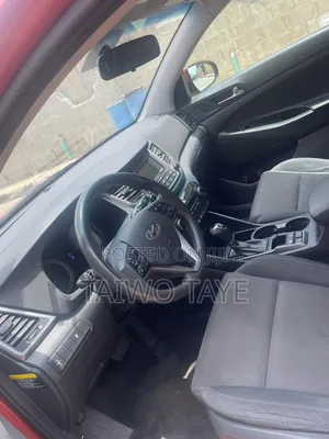 Hyundai Tucson Limited AWD 2017 Orange