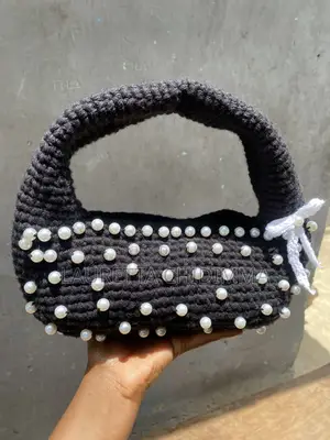 A Fashionable Crochet Bag