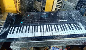 Uk Used Yamaha PSR-E473 Electronic Keyboard