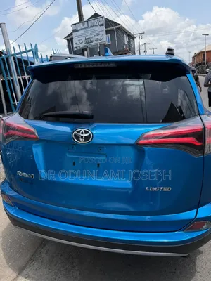 Toyota RAV4 Limited AWD (2.5L 4cyl 6A) 2016 Blue