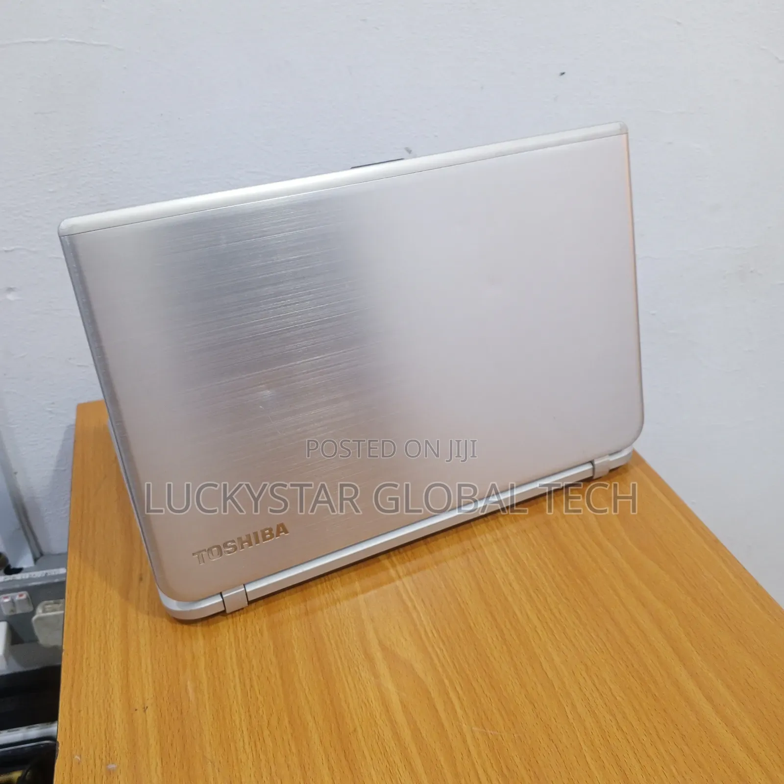 Laptop Toshiba Satellite C850 8GB Intel Core i7 HDD 500GB