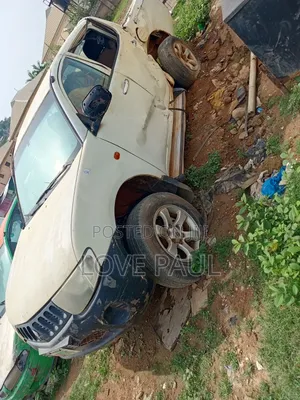 Mitsubishi L200 2006 White