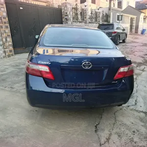 Toyota Camry XLE 4dr Sedan (2.4 4cyl 5A) 2008 Blue