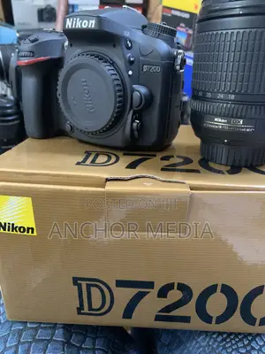 Uk Used Nikon D7200 With 18-135mm Lens