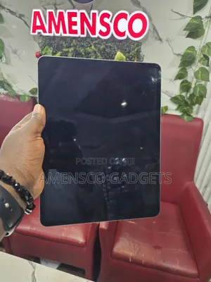 Apple iPad Pro 12.9 (2021) 128 GB Silver