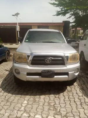 Toyota Tacoma Double Cab V6 Automatic 2011 Silver