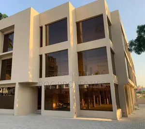 Commercial Office Complex to Let