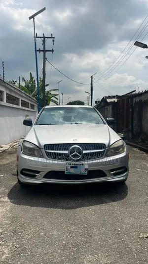 Mercedes-Benz C300 2008 Silver