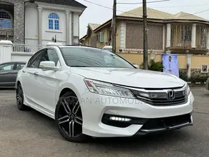 Honda Accord Touring 4dr Sedan FWD (3.5L 6cyl 6A) 2016 White