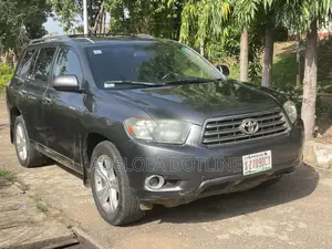 Toyota Highlander V6 2009 Gray