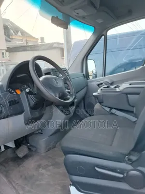 Mercedes-Benz Sprinter 2012 White