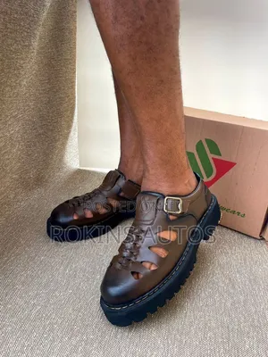 Men's Shoe