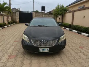 Toyota Camry LE 4dr Sedan (2.4L 4cyl 5A) 2009 Gray