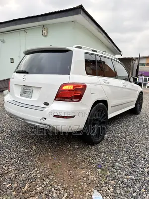 Mercedes-Benz GLK-Class 350 4MATIC 2013 White