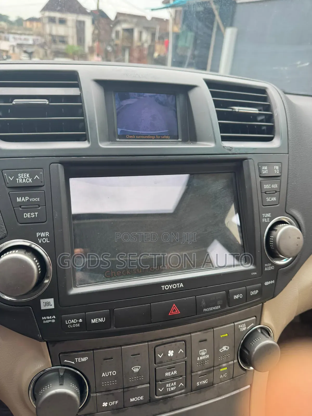 Toyota Highlander Base 2010 White