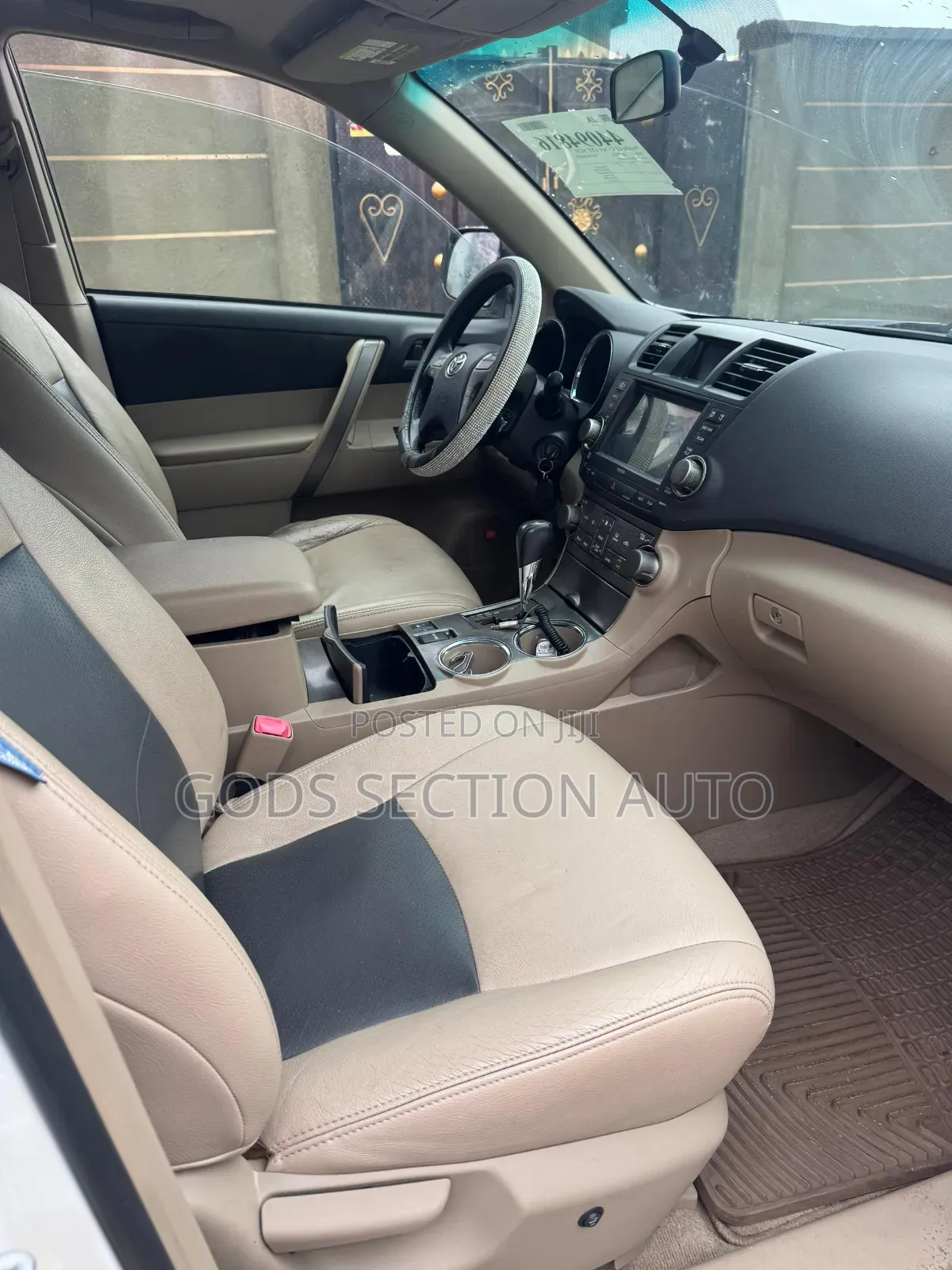 Toyota Highlander Base 2010 White