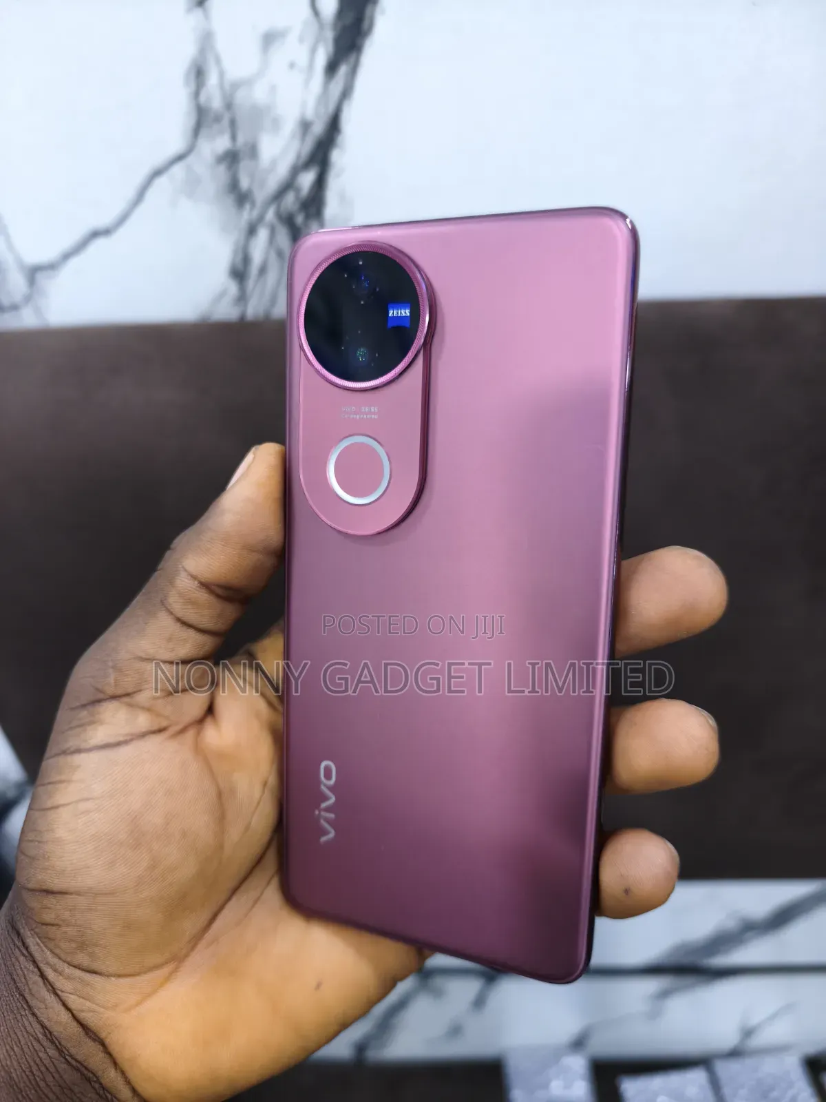 Vivo V50 512 GB Red