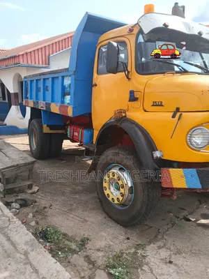 Mercedes Benz 1117 With Half Body for Slae