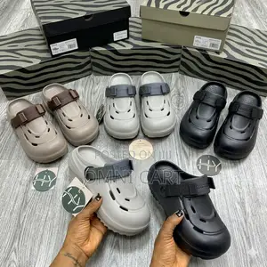Unisex Streetwear Comfort Clogs/ Crocs With Adjustable Buckle Strap