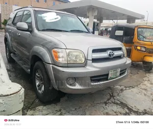 Toyota Sequoia 2005 Silver
