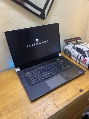 Laptop Alienware X17 r1 16GB Intel Core i7 SSD 1T