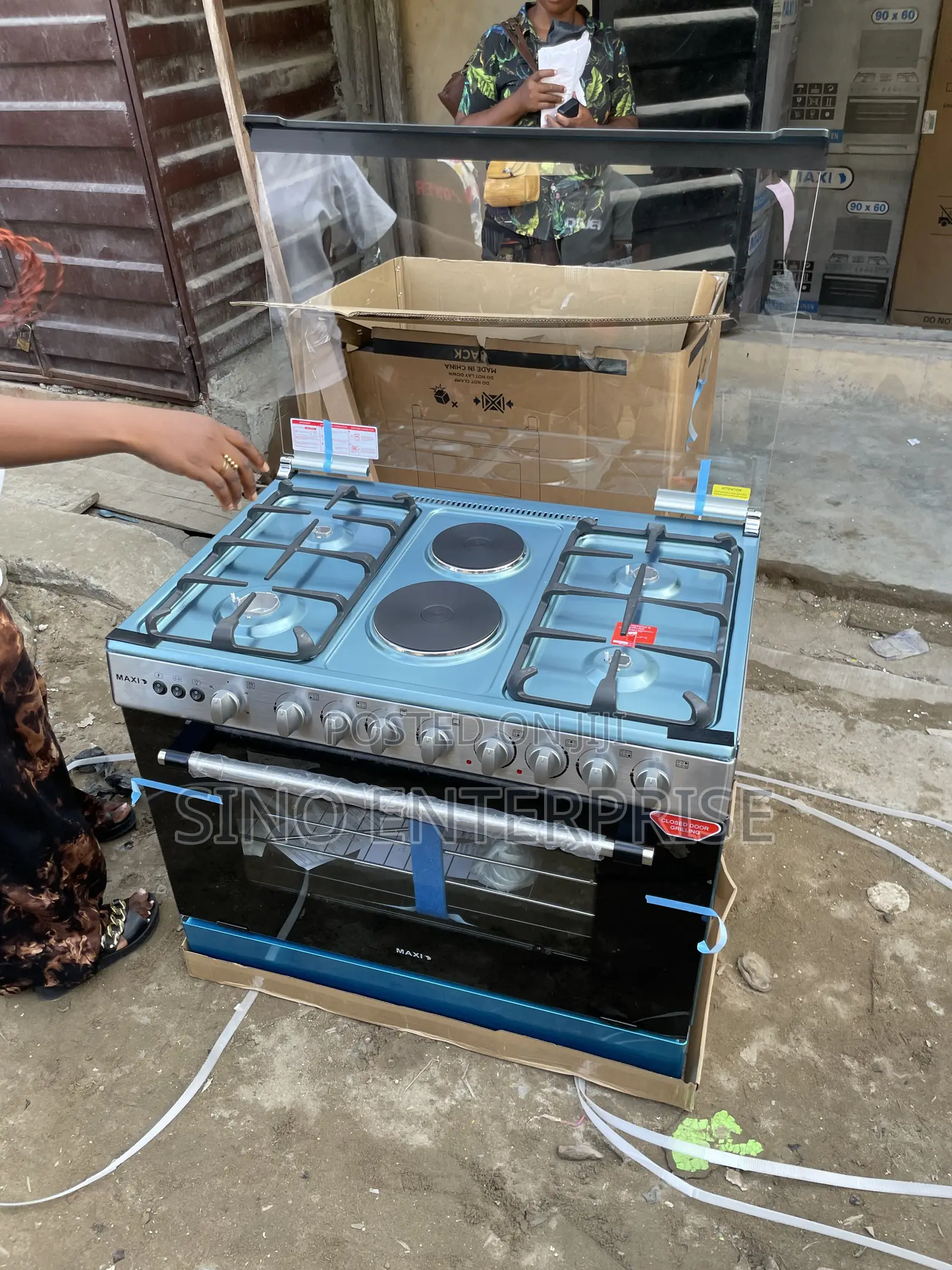 Maxi Standing Gas 60*90 4 Gas 2 Electric