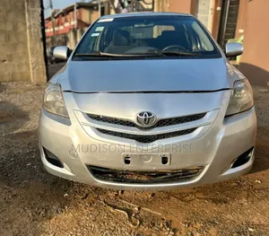 Toyota Yaris 2008 Silver