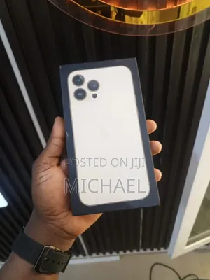 Apple iPhone 13 256 GB
