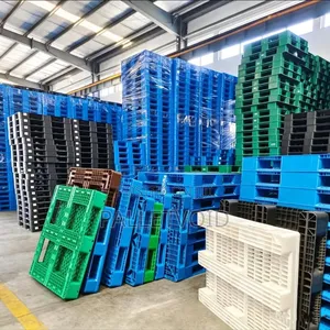 Plastic Pallets for Lifting Heavy Loads