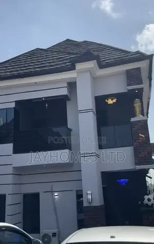 Furnished 4bdrm Duplex in Back Of Specialist, Oshimili South for sale