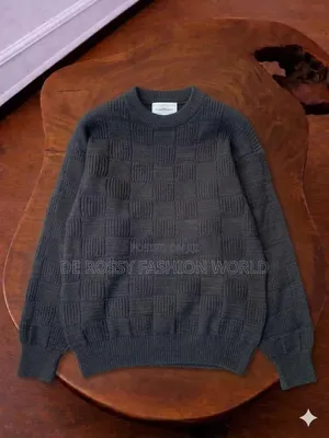 Long-Sleeve Sweat Top