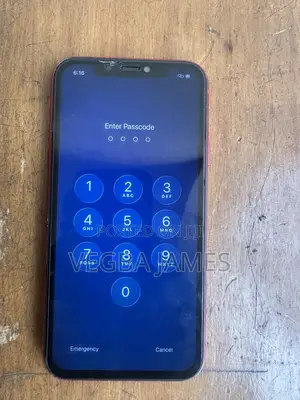 Apple iPhone 11 128 GB Red