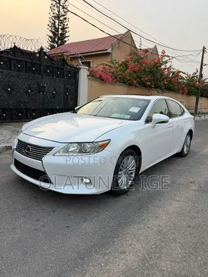 Lexus ES 350 FWD 2015 White