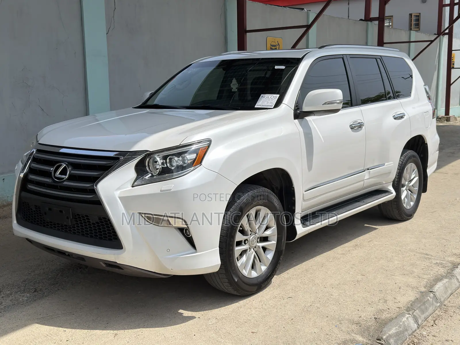 Lexus GX 460 Luxury 2016 White