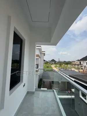 4bdrm Duplex in Sars Rd Rukpokwu, Rumuahalu for sale