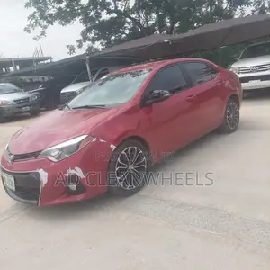 Toyota Corolla S Premium 4dr Sedan (1.8L 4cyl CVT) 2015 Red